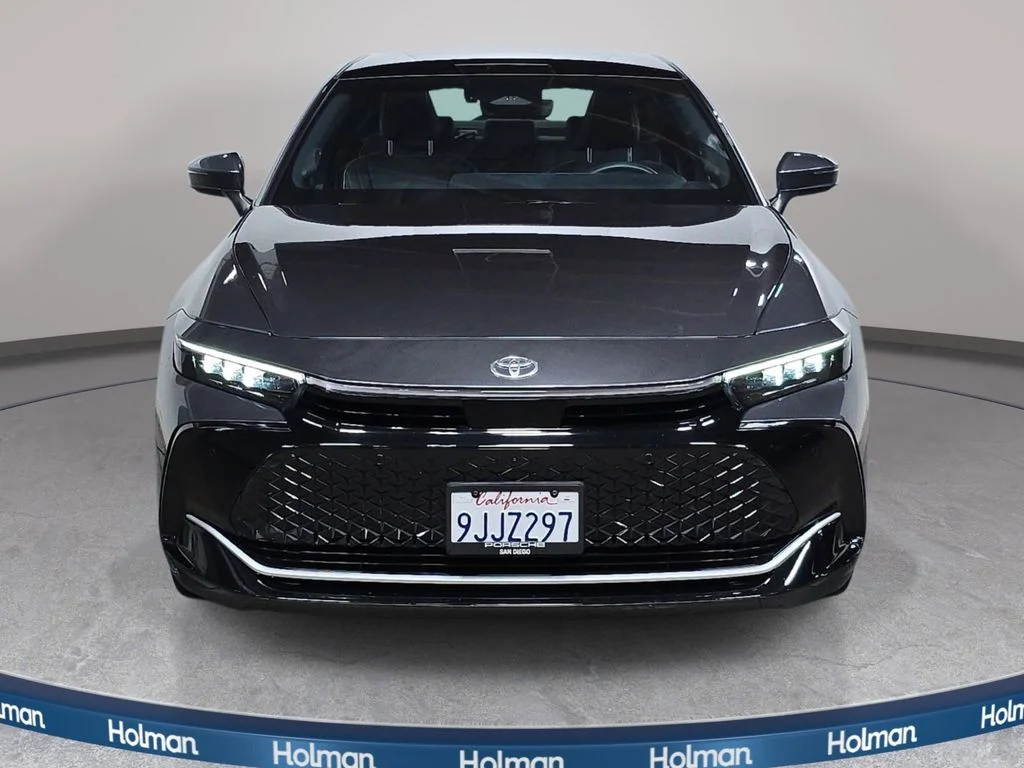 Used 2023 Gray Toyota Limited image 3
