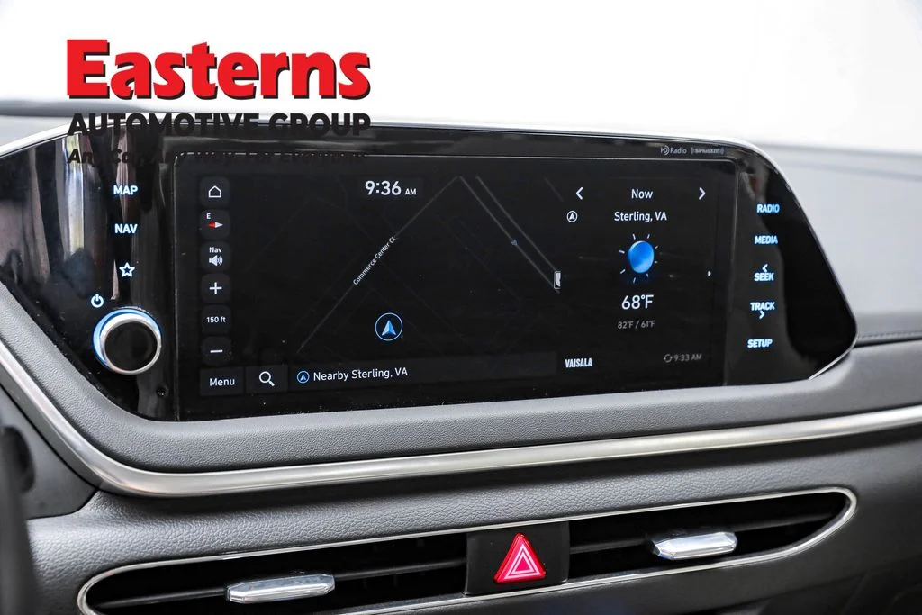 Used 2023 Gray Hyundai SEL image 19
