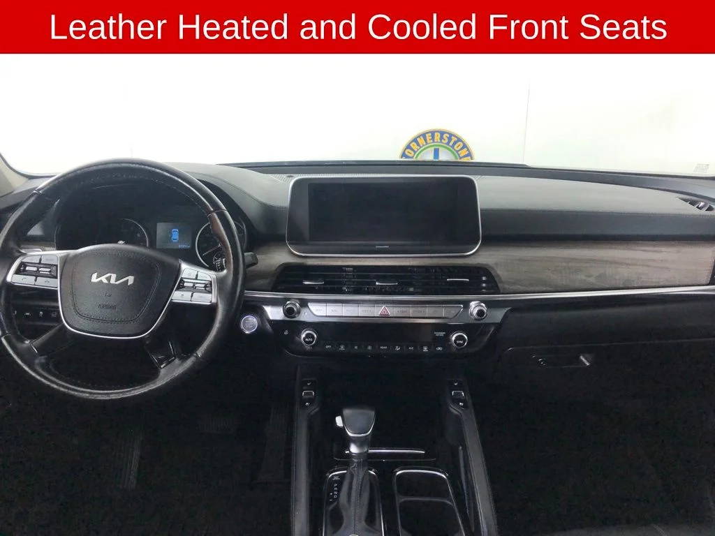 Used 2022 Black Kia EX image 8