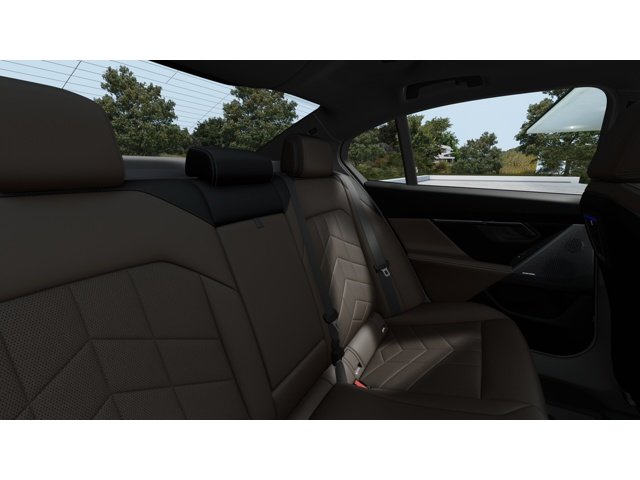 New 2027 Brooklyn Grey Metallic BMW  image 12