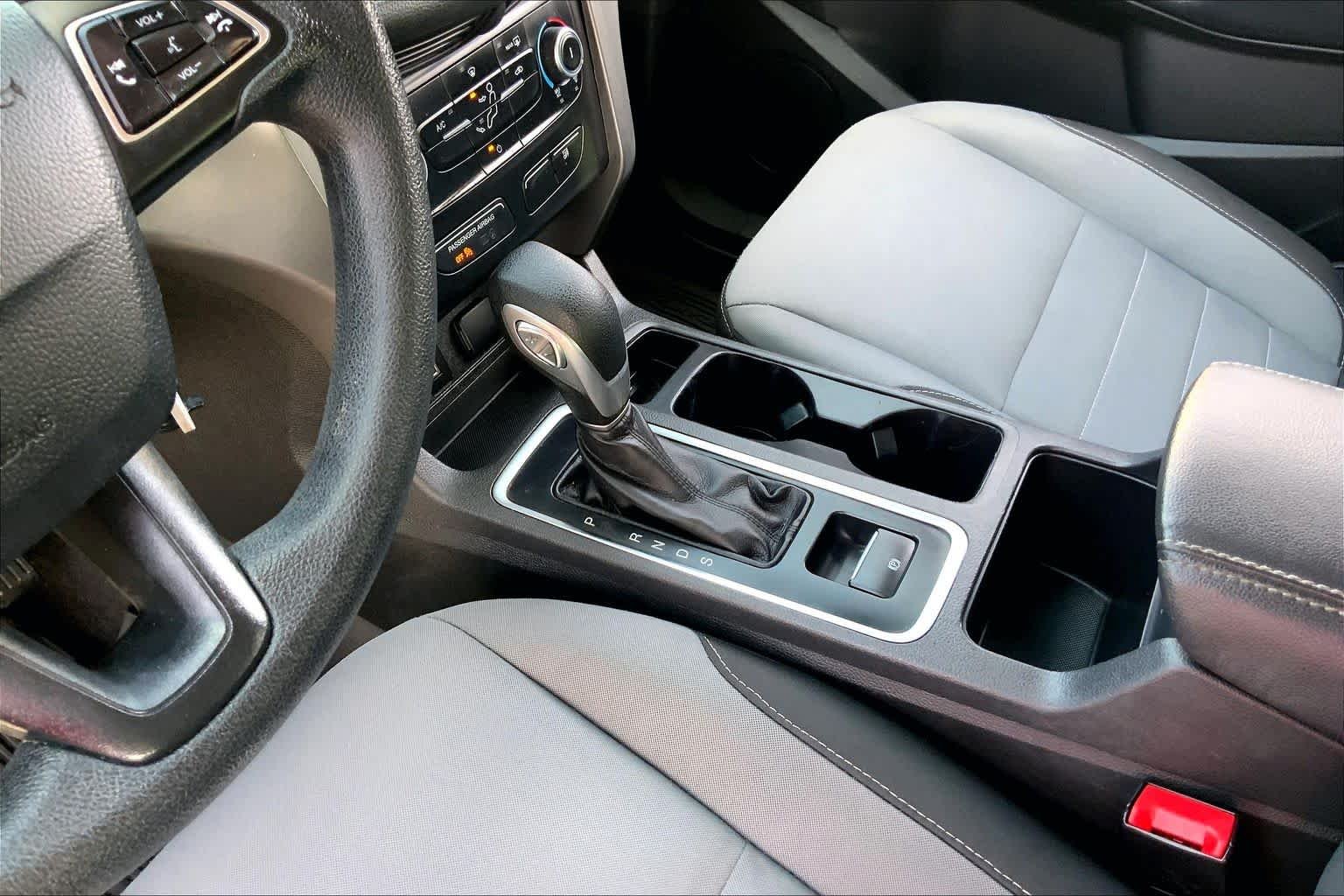 Used 2019 Agate Black Metallic Ford S image 12