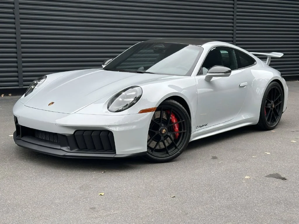 2026 Porsche 911 GTS