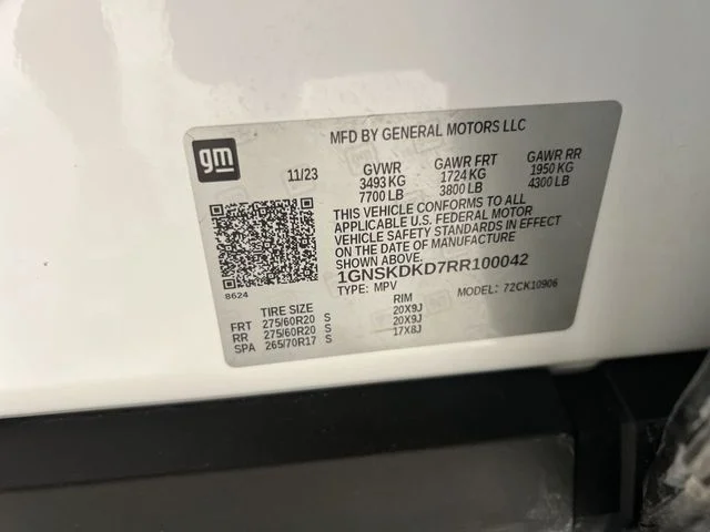 Used 2024 Summit White Chevrolet Z71 image 33