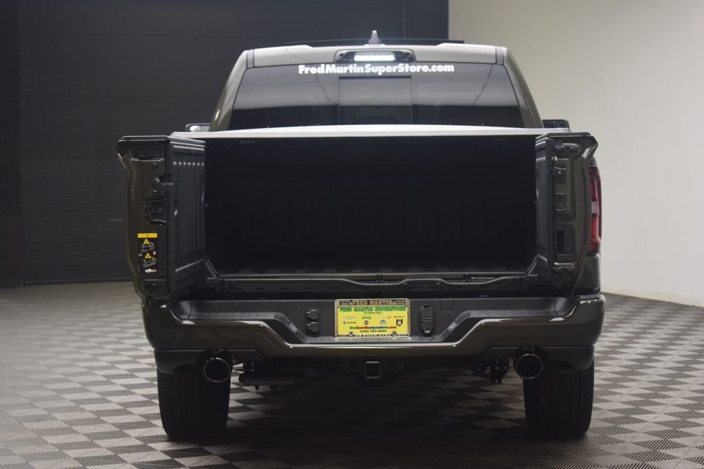 New 2026 Tank Exterior Paint RAM Laramie image 14