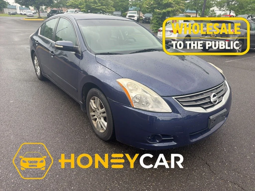 2010 Nissan Altima's photo