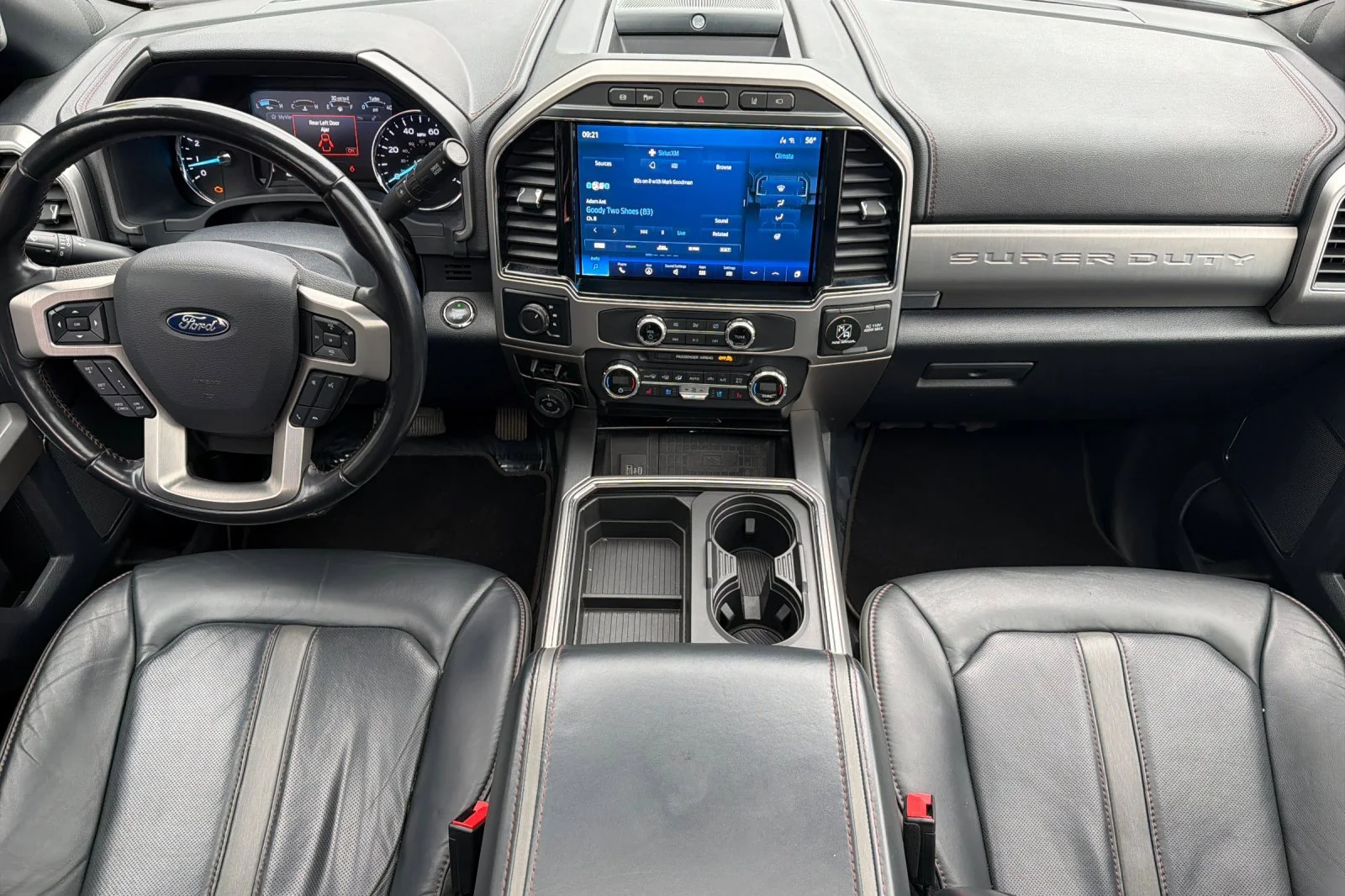 Used 2022  Ford  image 11