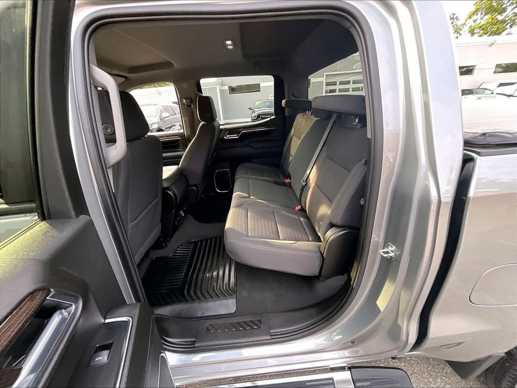 Used 2023 Gray Chevrolet LT image 15