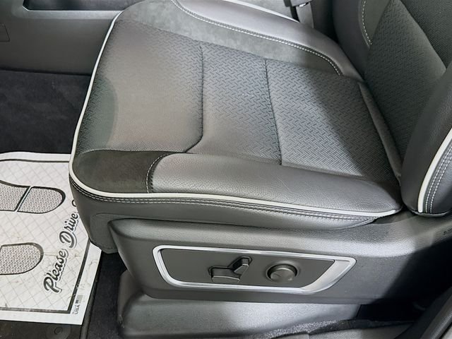 2026 RAM 1500 Laramie - Photo 19