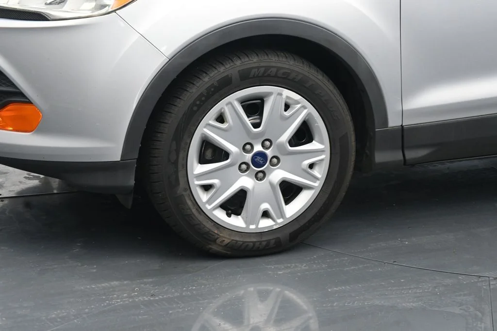 Used 2016 Silver Ford S image 12