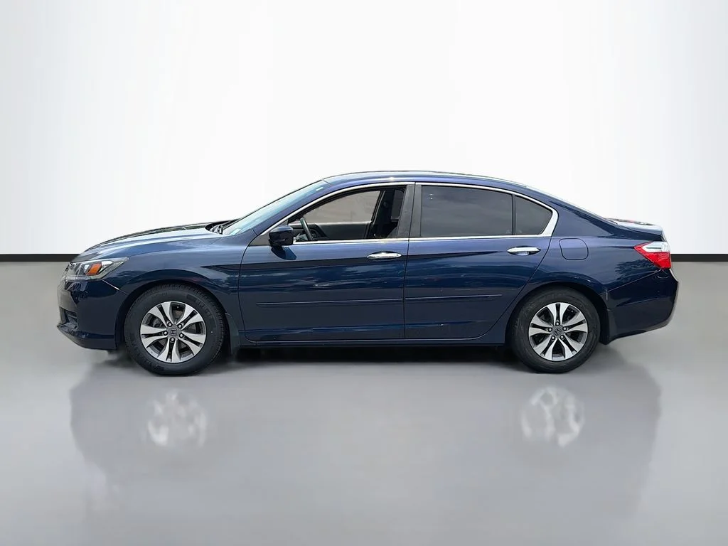 Used 2014 Obsidian Blue Pearl Honda LX image 9