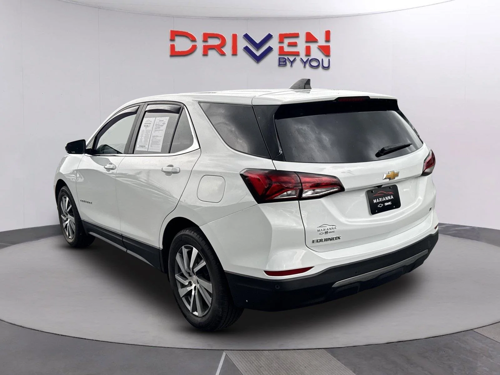 Used 2023 SUMMIT WHITE Chevrolet LT image 6