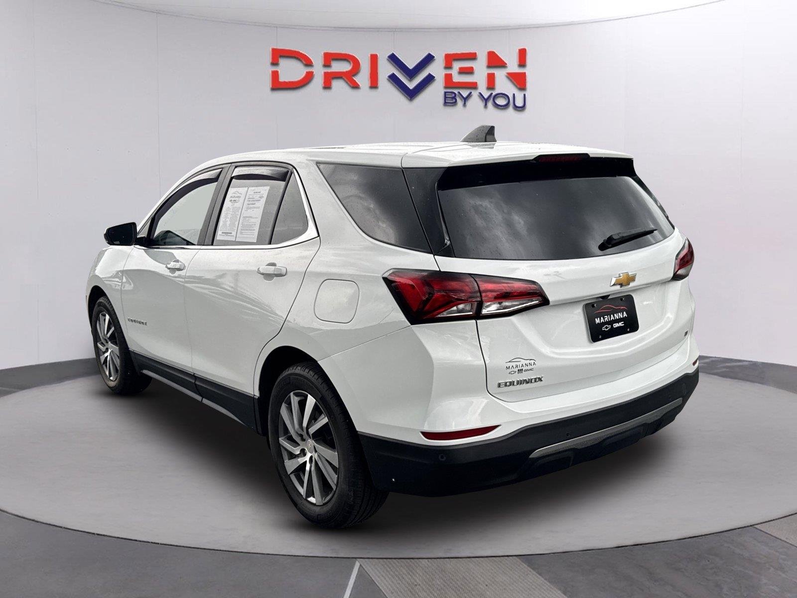 Used 2023 SUMMIT WHITE Chevrolet LT image 6