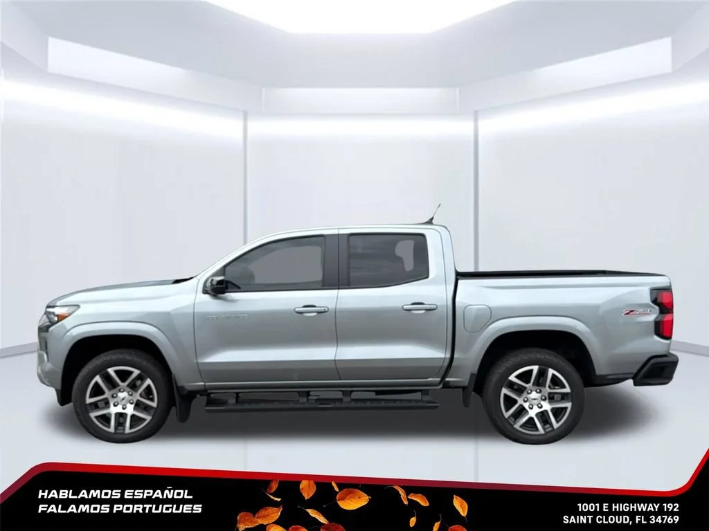 Used 2024 Sterling Gray Metallic Chevrolet Z71 image 3