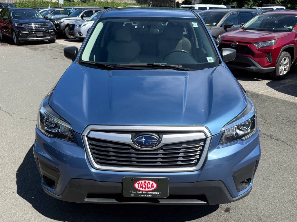 Used 2019 Horizon Blue Pearl Subaru Base image 2
