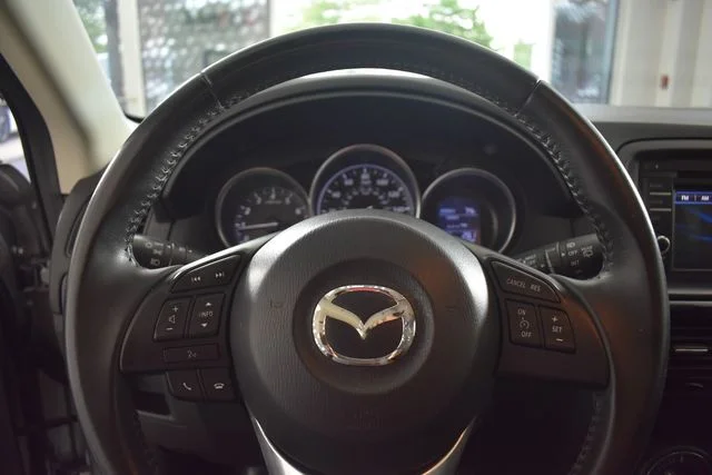 Used 2014 Silver Mazda Touring image 27