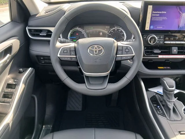 New 2026 Heavy Metal Toyota XLE image 23
