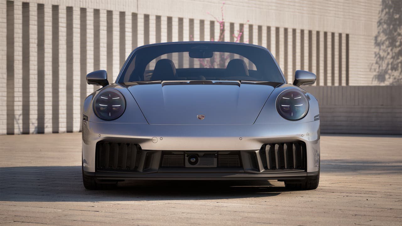 New 2027 GT Silver Metallic Porsche Targa 4 GTS image 8