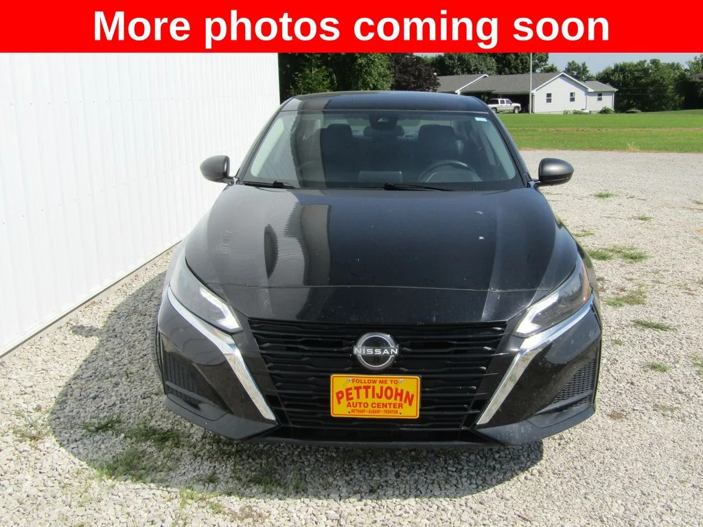 Used 2024 Black Nissan 2.5 SV image 8