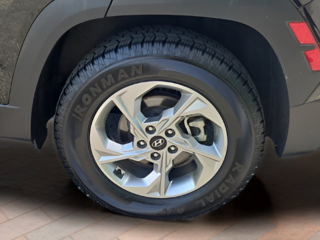 Used 2024 Black Pearl Hyundai SEL image 24