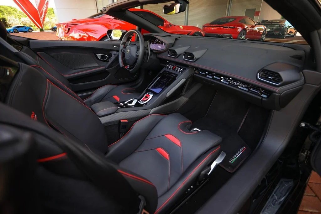 Used 2020 Nero Noctis Lamborghini Base image 51