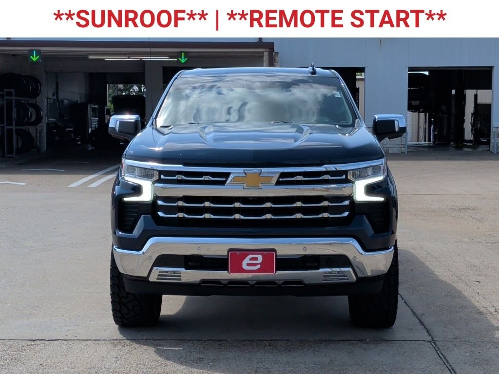 Used 2022 Blue Chevrolet LTZ image 2