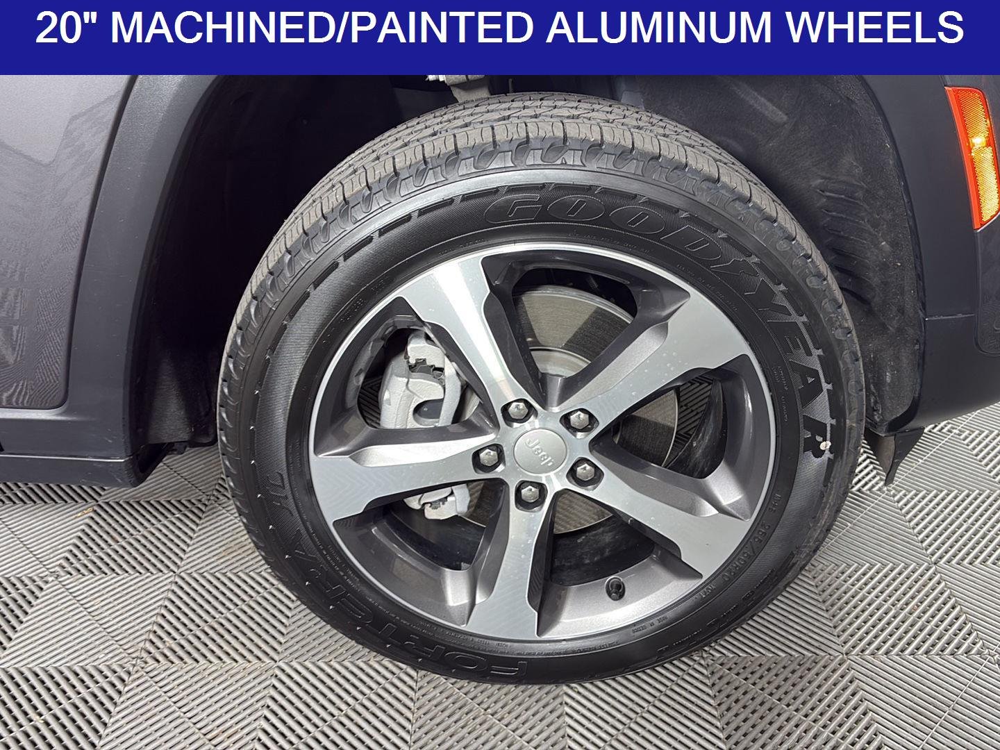 Used 2022 Baltic Gray Metallic Clearcoat Jeep 4xe image 12
