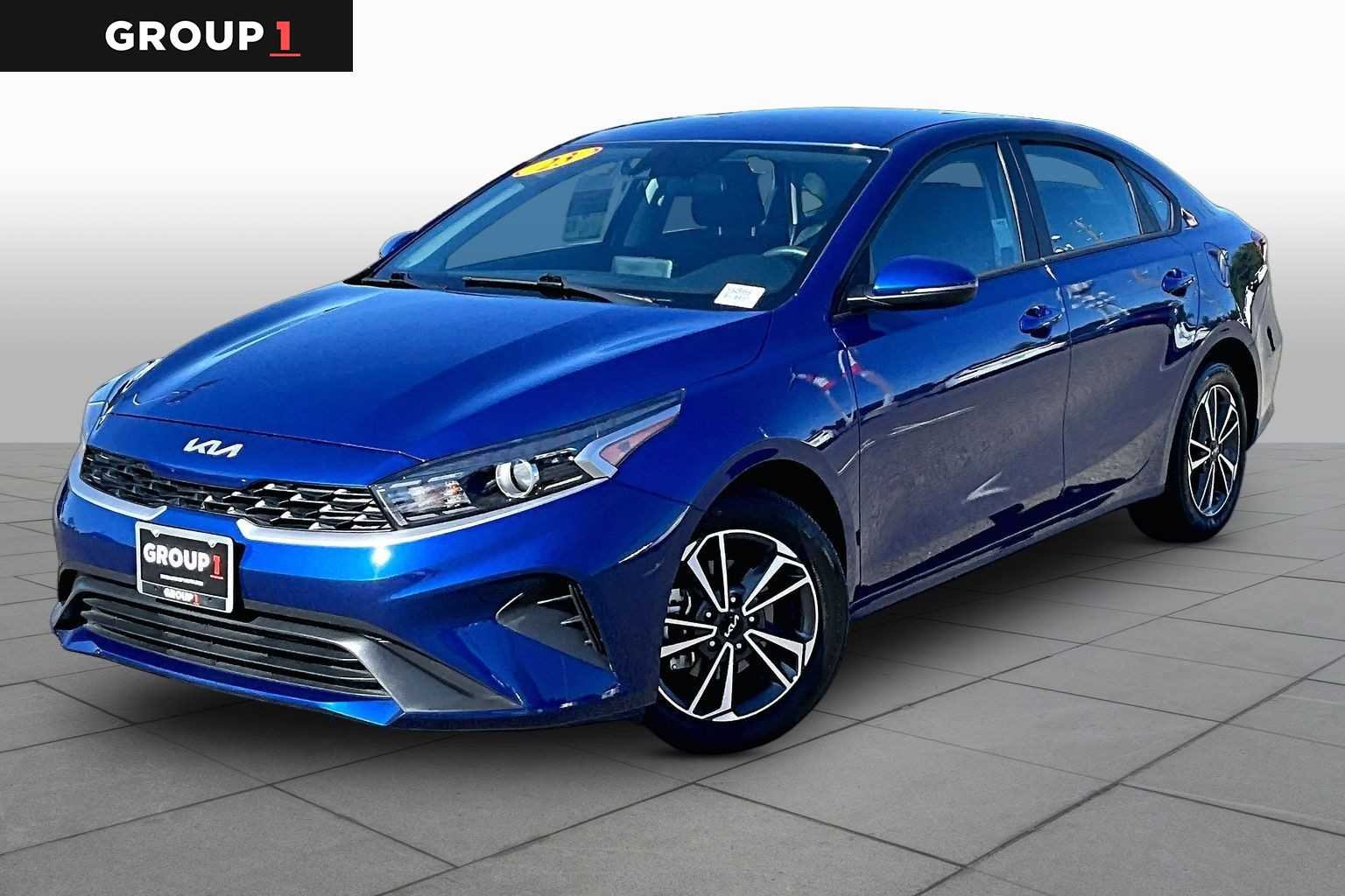 2023 Kia Forte LXS AT's photo