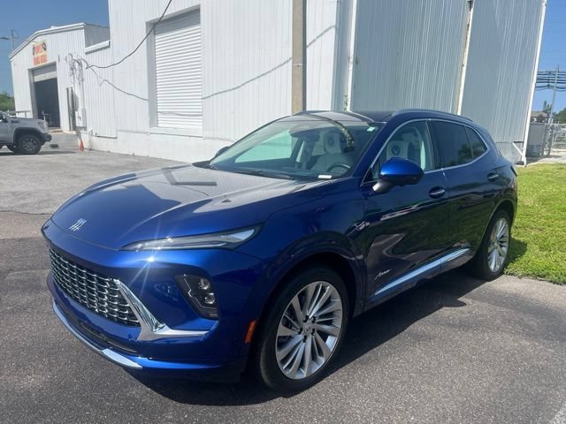 Used 2025 Calypso Blue Metallic Buick Avenir image 1