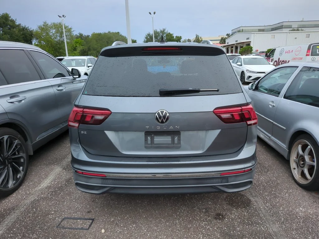 Used 2024  Volkswagen 2.0T SE image 6