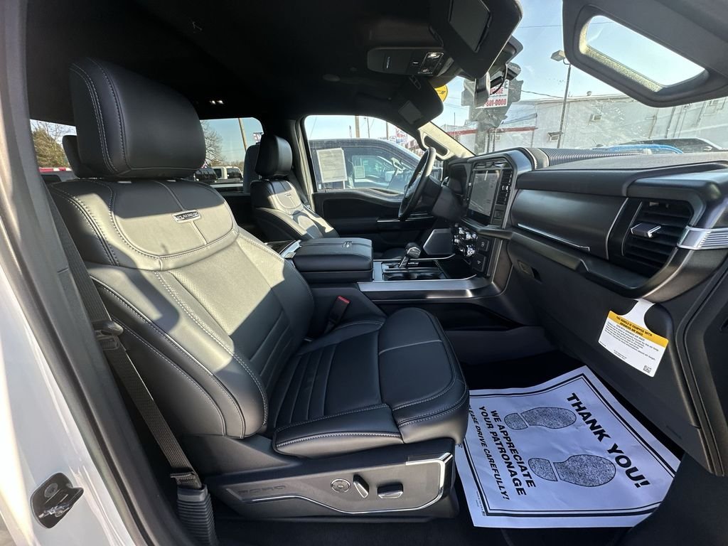 New 2026 Star White Metallic Tri-Coat Ford Platinum® image 24