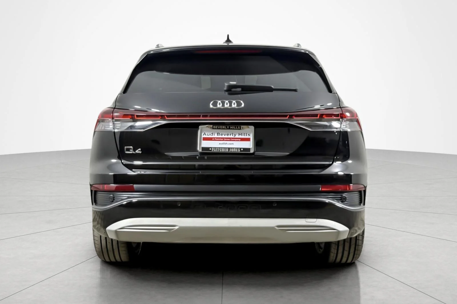 Used 2023 Mythos Black Metallic Audi Premium Plus 40 RWD image 4