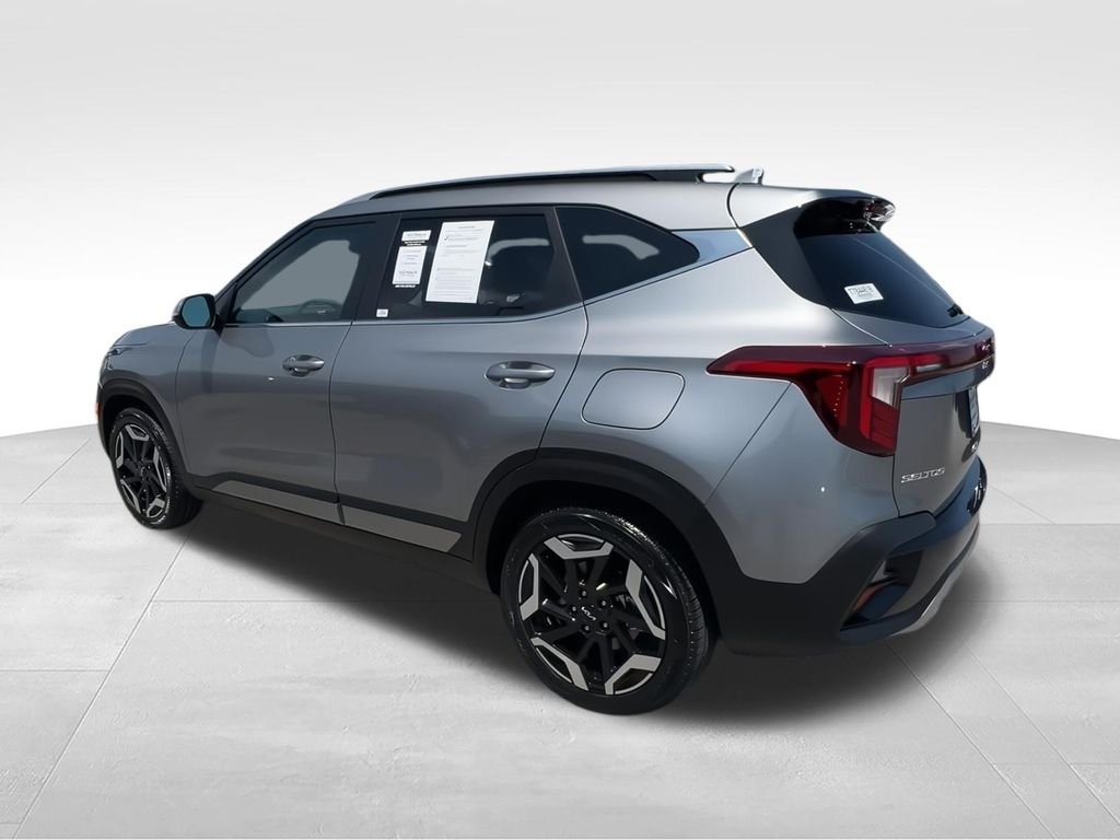 Used 2026 Gray Kia SX image 6