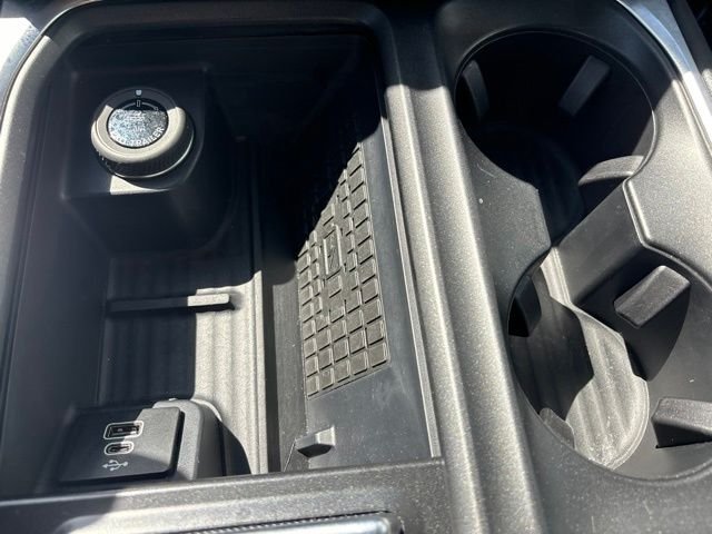 Used 2025 Black Ford Platinum image 30