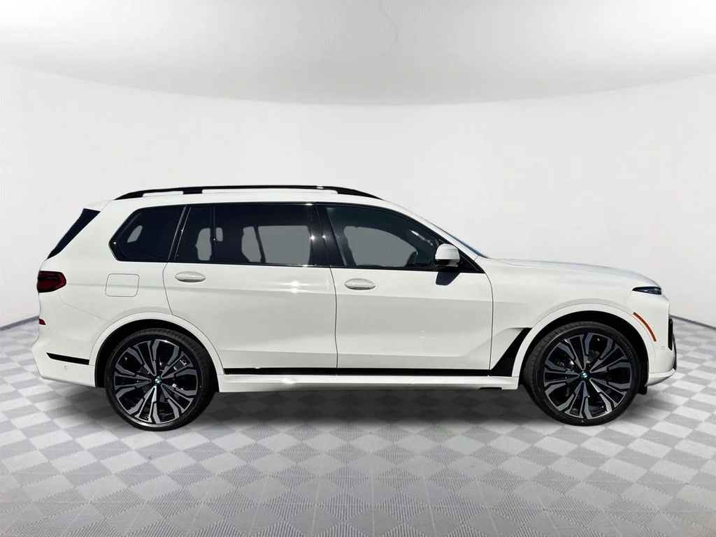 New 2027 White BMW xDrive40i image 3