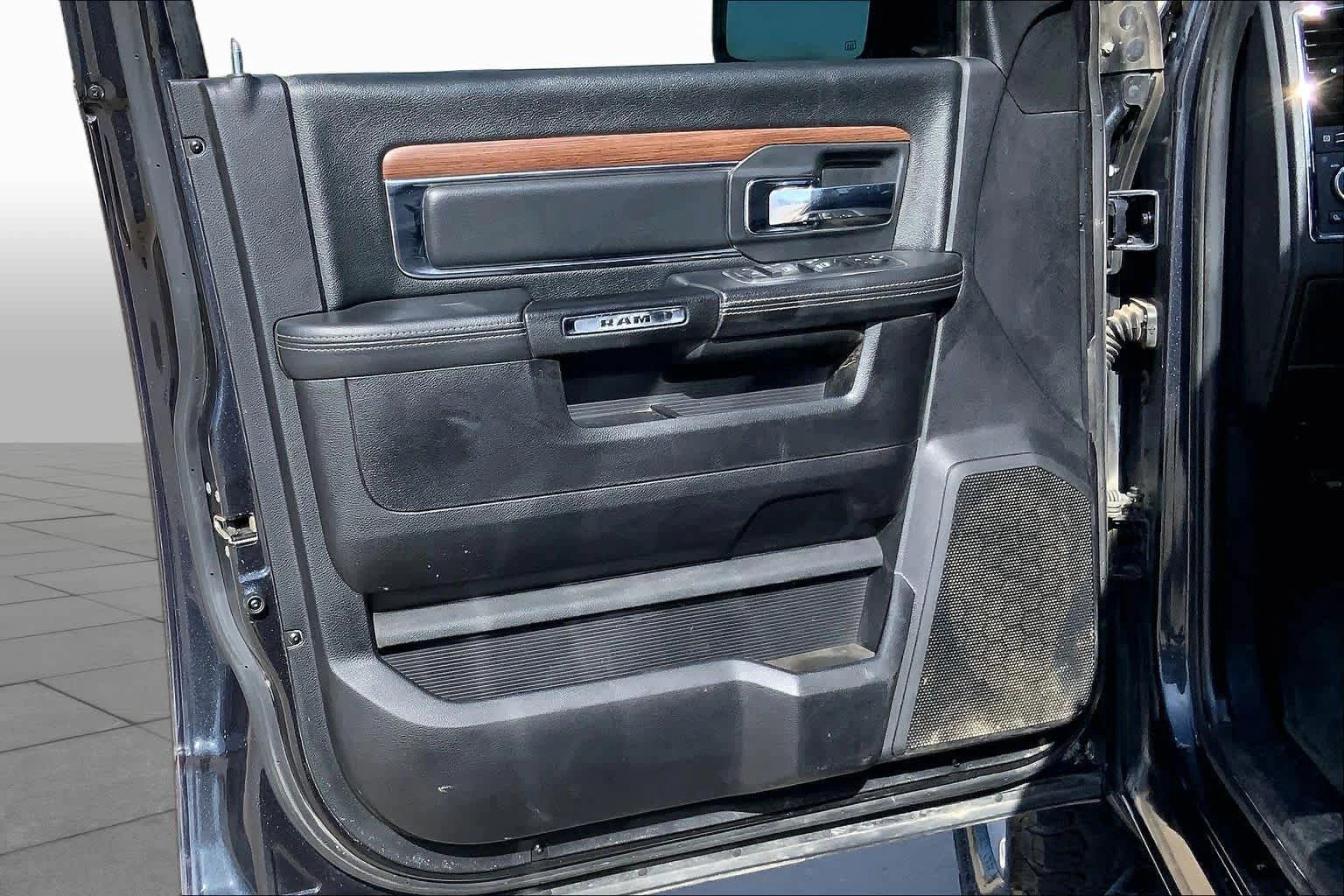 Used 2016 Maximum Steel Metallic Clearcoat Ram Laramie Power Wagon image 20