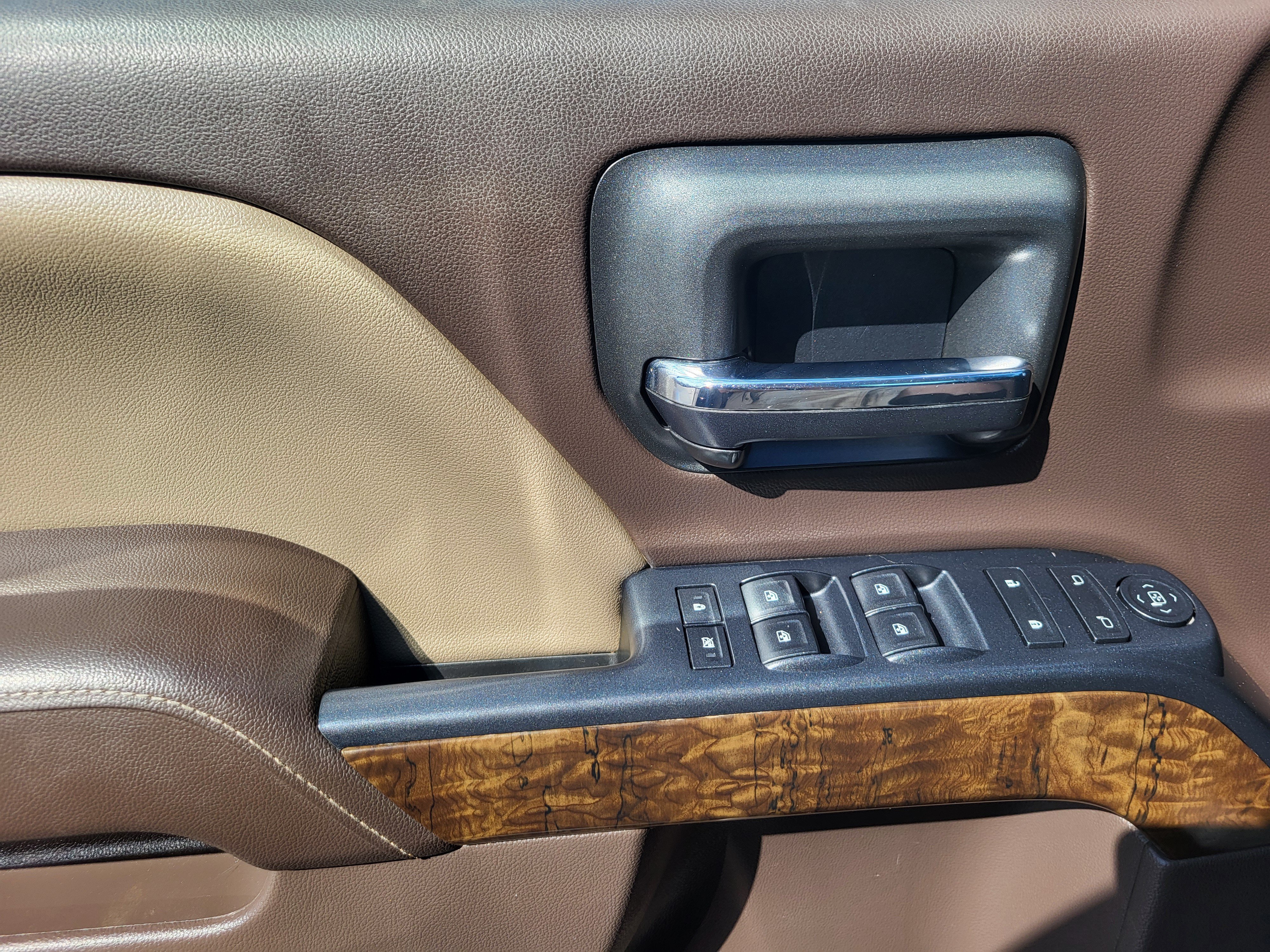 2016 Chevrolet Silverado 1500 LT - Photo 18