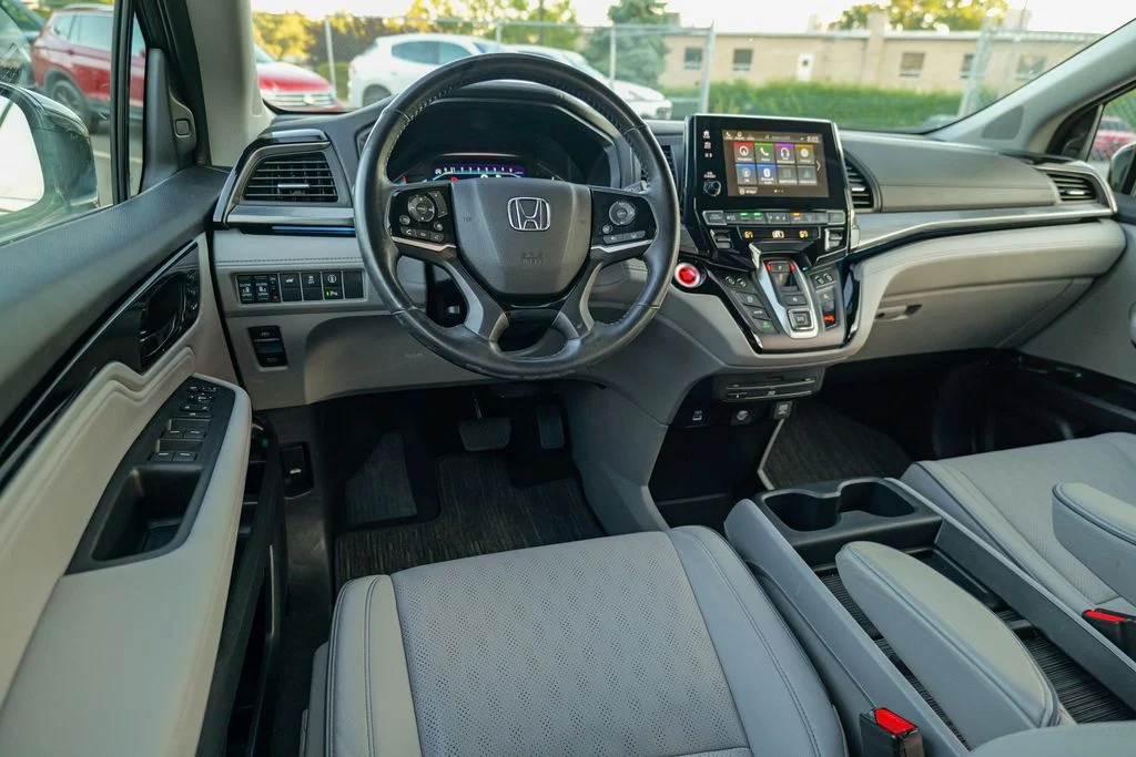 Used 2023 Gray Honda Elite image 41