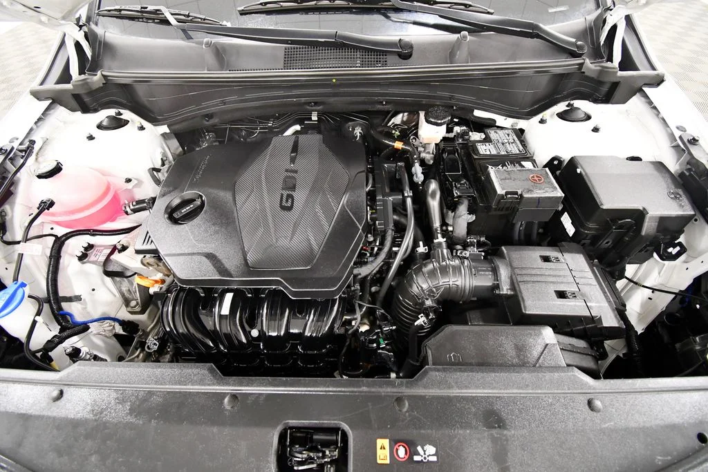 Certified Used 2025 White Kia X-Line image 12