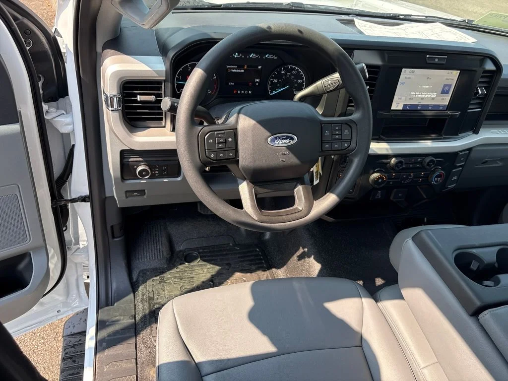 New 2025 White Ford XL image 29