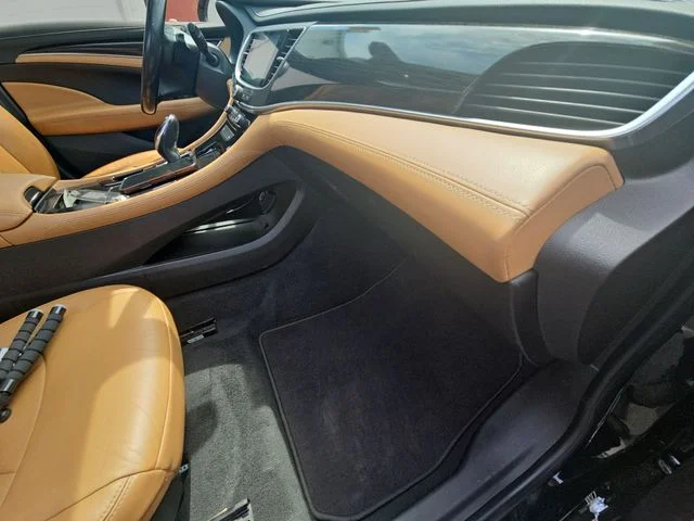 Used 2019 Black Buick Essence image 31