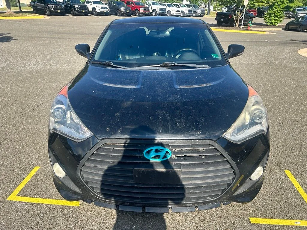 Used 2014 Black Hyundai Turbo image 2