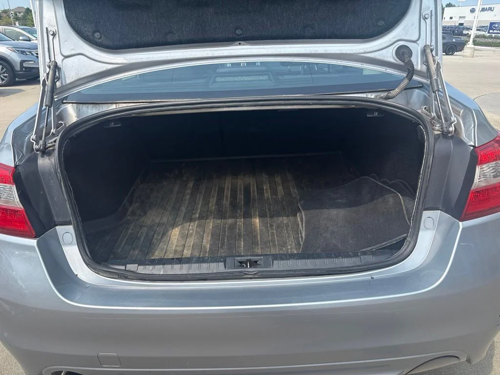 Used 2015 Silver Subaru 2.5i Premium image 38