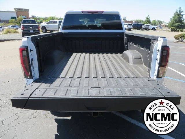 2025 GMC Sierra 2500HD AT4 - Photo 10