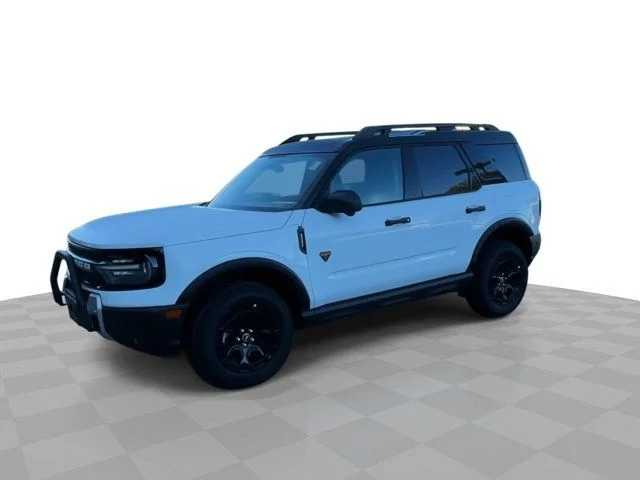 Used 2025 White Ford Badlands image 6