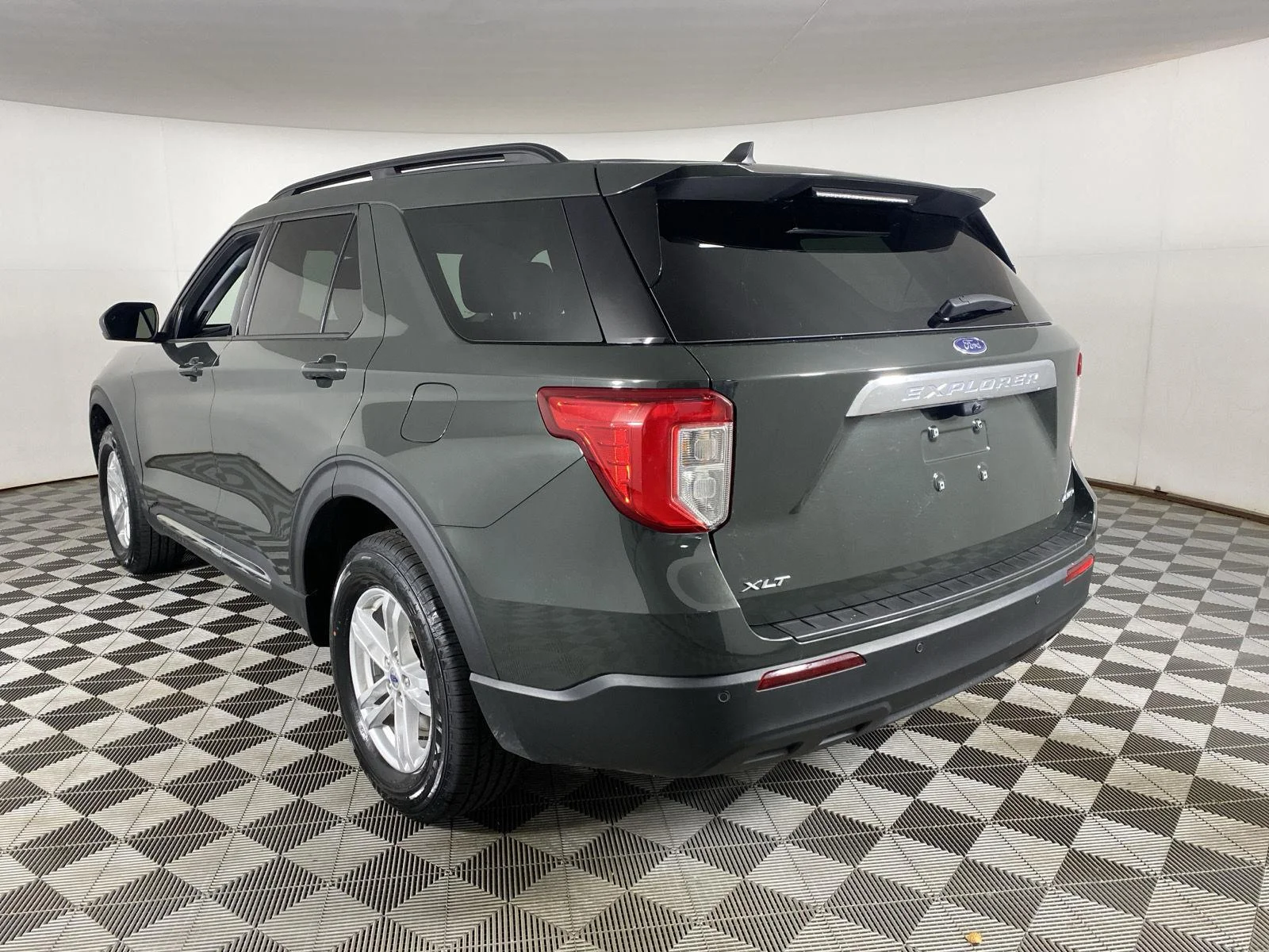 Used 2023 Forged Green Ford XLT image 15