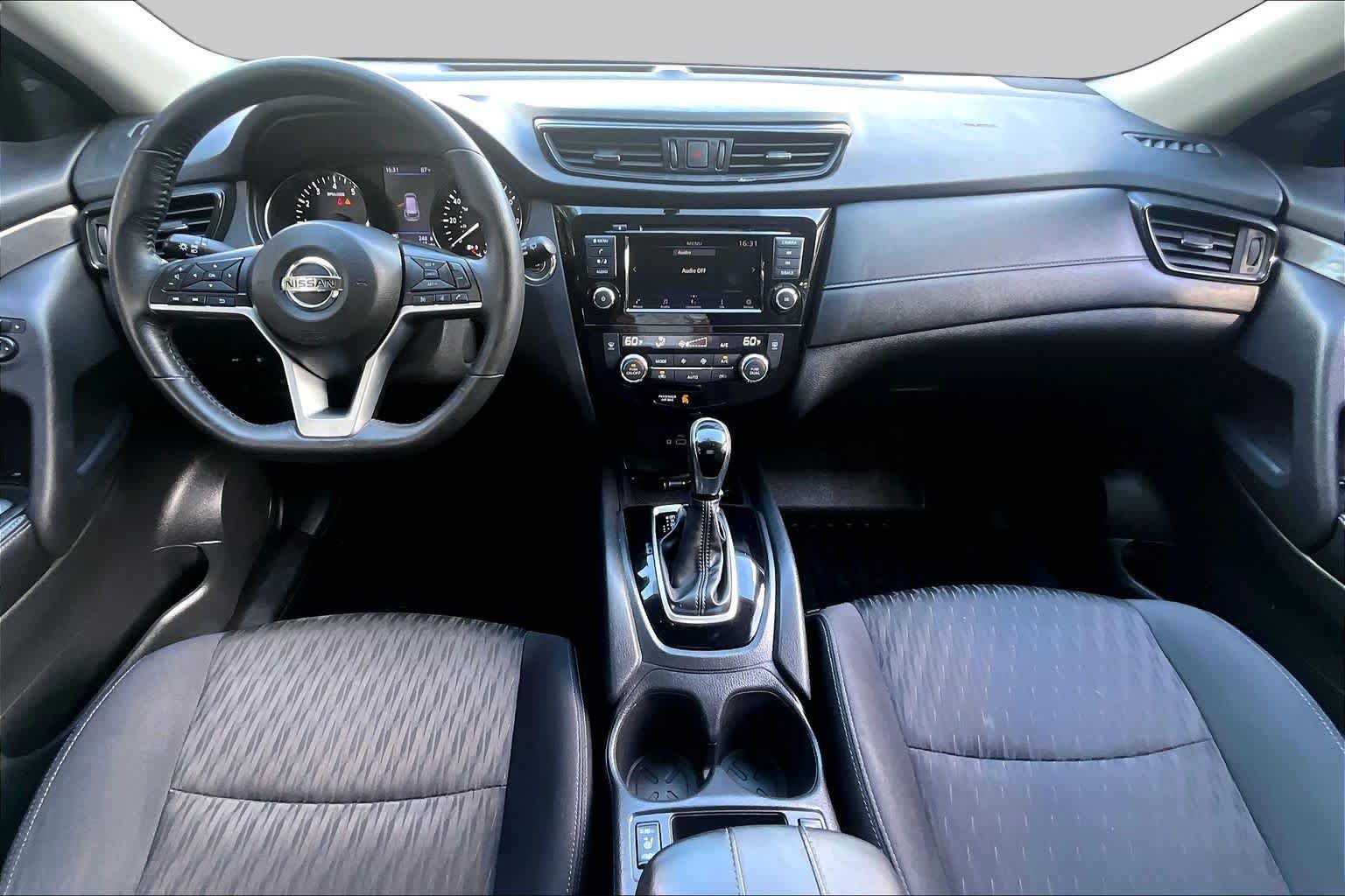 Used 2018 Gun Metallic Nissan SV image 14