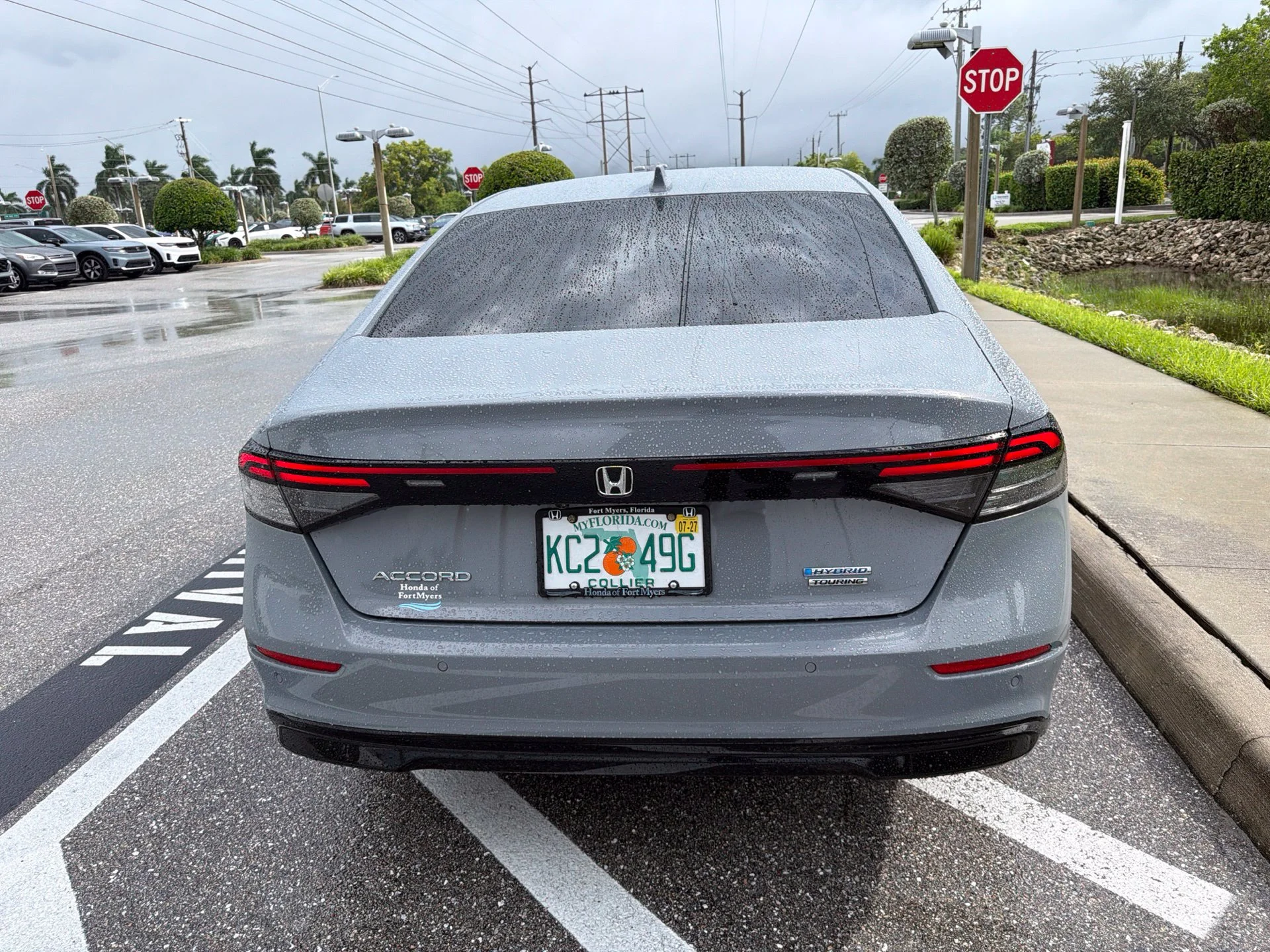 Certified Used 2024 Urban Gray Pearl Honda Touring image 6