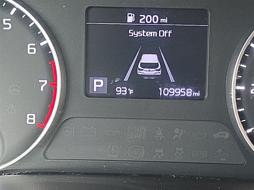 Used 2022 Black Kia LX image 20