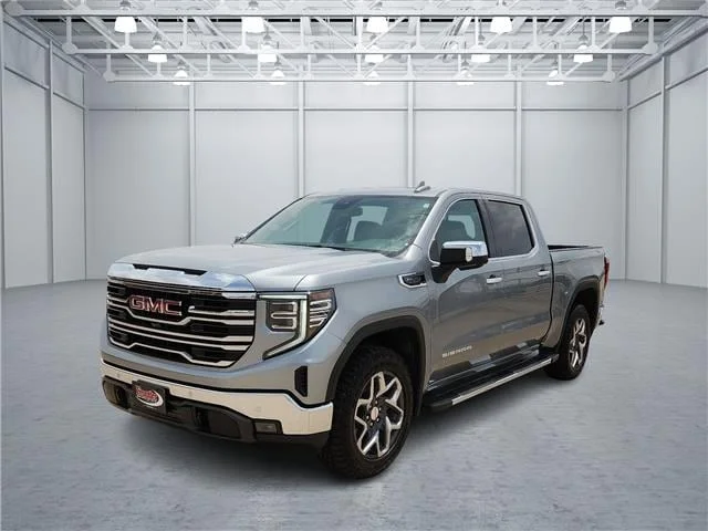 Used 2025 Titanium Rush M GMC  image 1