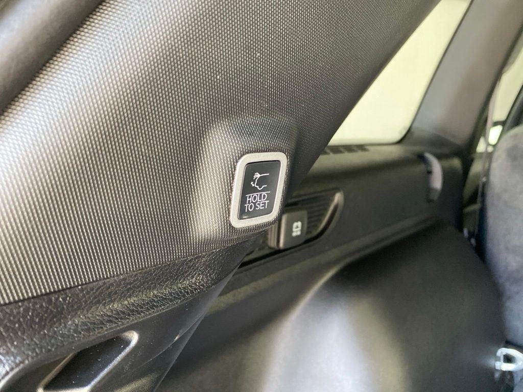 2025 Jeep Grand Cherokee Laredo - Photo 9